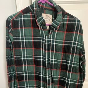 Gently used men’s flannel shirt